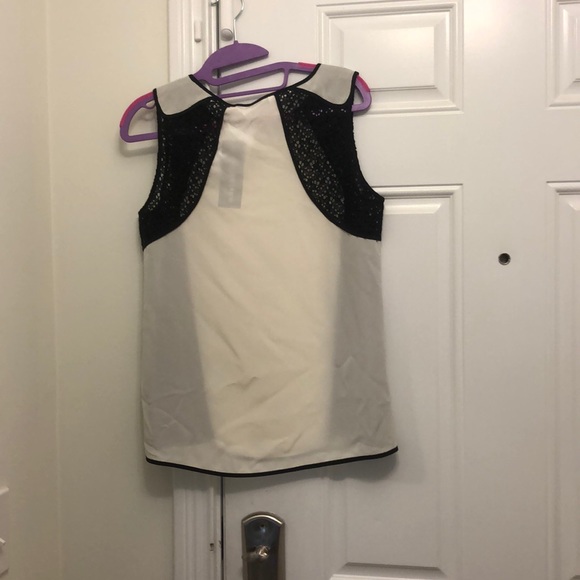 Trina Turk Kingsley Top NWT! - Picture 5 of 5